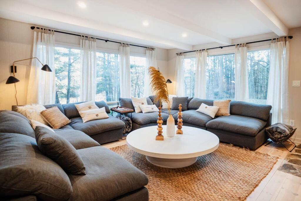 Prattvilla -Catskill -Mountain Escape 5 Bedroom ,3 Bath With Hot Tub Prattsville Dış mekan fotoğraf