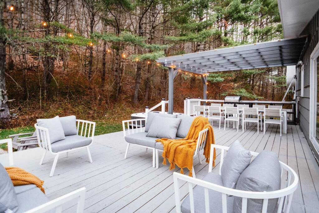 Prattvilla -Catskill -Mountain Escape 5 Bedroom ,3 Bath With Hot Tub Prattsville Dış mekan fotoğraf