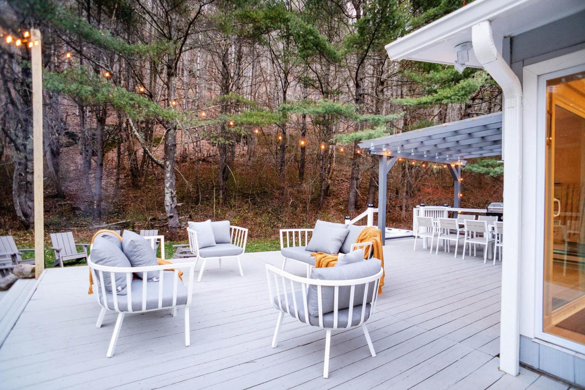 Prattvilla -Catskill -Mountain Escape 5 Bedroom ,3 Bath With Hot Tub Prattsville Dış mekan fotoğraf